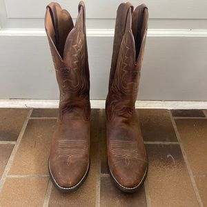 Ariat Women’s cowgirl boots